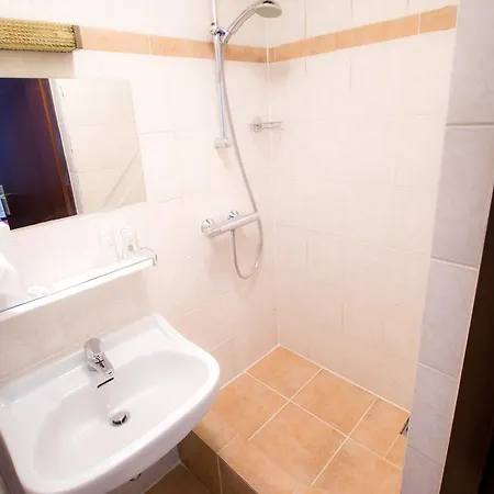 Zum Hammer * ゲストリング・アン・デア・イップス